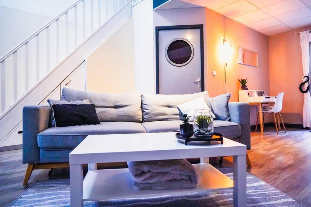 Le Loft • Spacieux • Fibre • Cour Exterieure * Deols