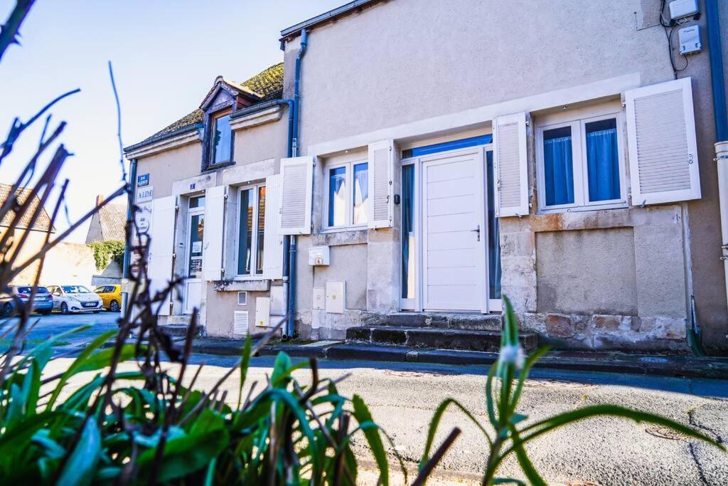 Le Loft • Spacieux • Fibre • Cour Exterieure * Deols