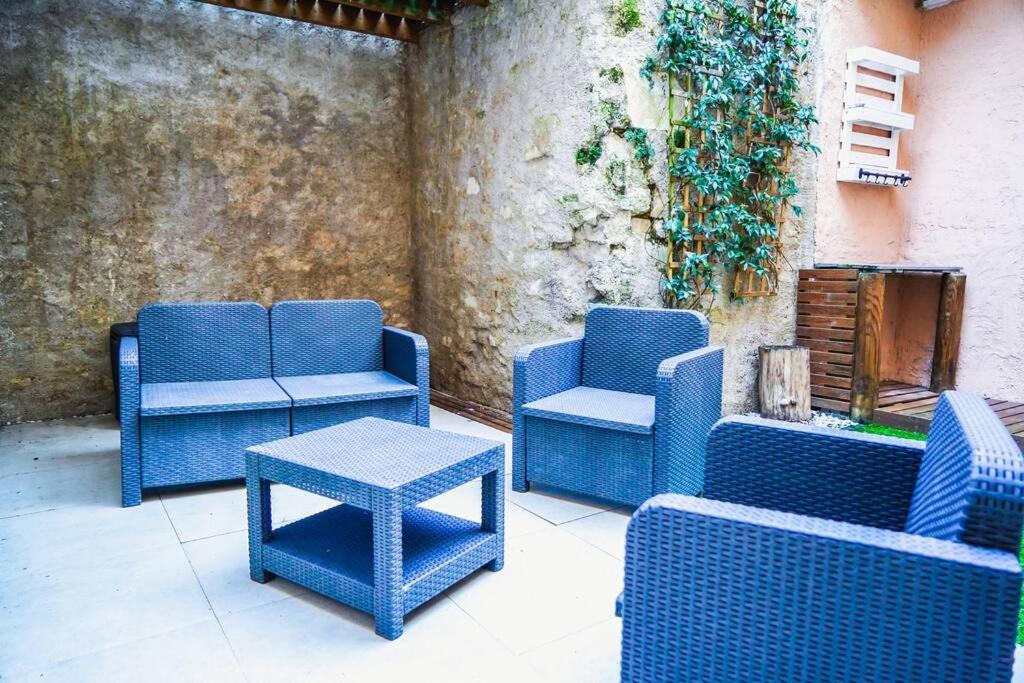 Le Loft • Spacieux • Fibre • Cour Exterieure Holiday home *